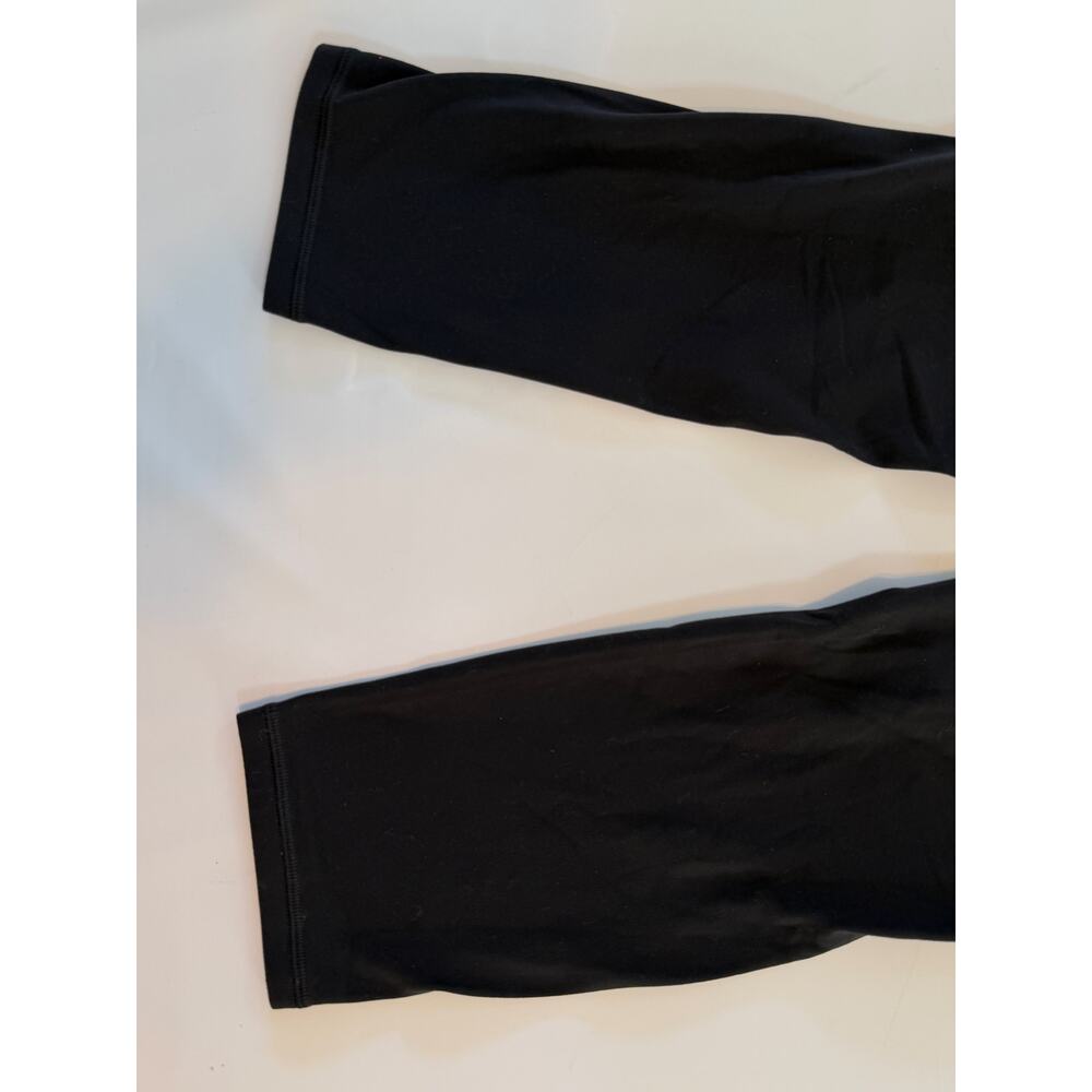 Athleta Salutation Stash 7/8 Cropped Capri Tights Leggings Womens XL Black - Picture 7 of 16